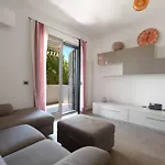 Apartment Elia By Barbarhouse